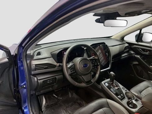 Used 2025 Subaru Crosstrek 2.5i Limited AWD/4WD image 9