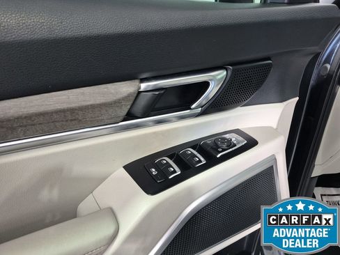 Used 2022 Kia Telluride EX w/ EX Premium Package FWD image 18