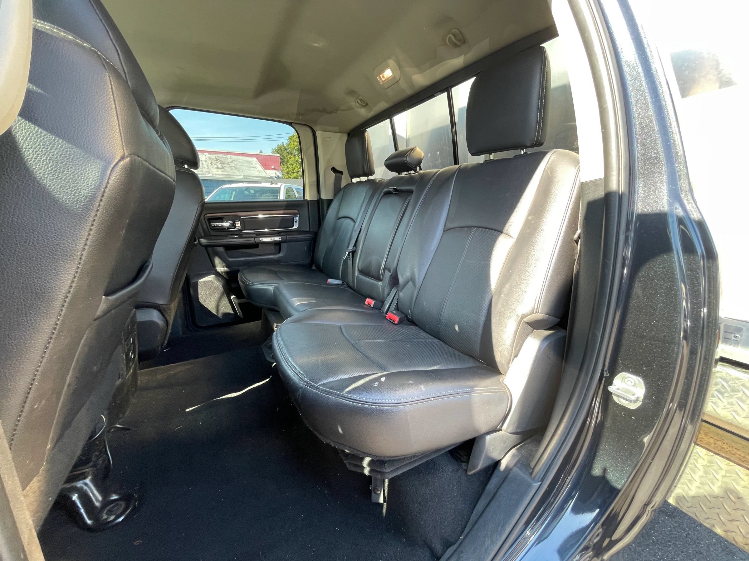 Used 2018 RAM 3500 Laramie AWD/4WD image 19