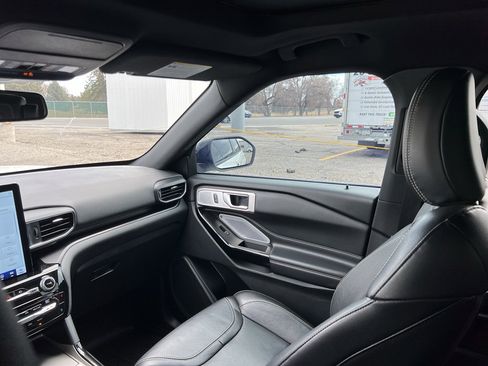 Used 2021 Ford Explorer ST w/ Equipment Group 401A image 37