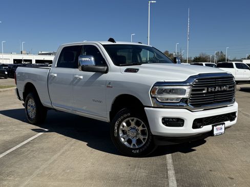Used 2024 RAM 2500 Laramie image 2