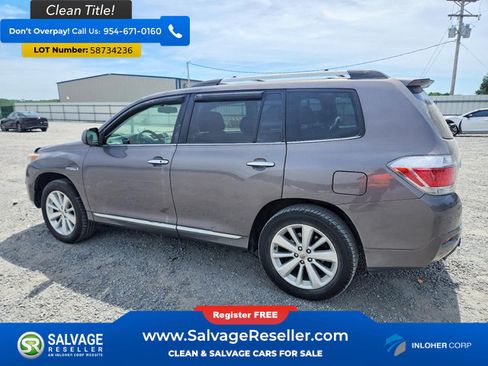 Used 2012 Toyota Highlander Limited AWD/4WD image 3