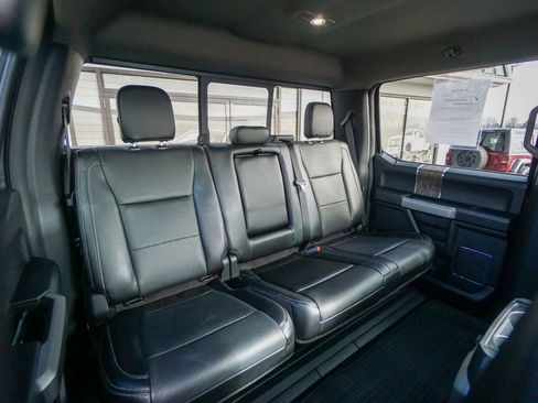 Used 2018 Ford F250 Lariat w/ Chrome Package image 38