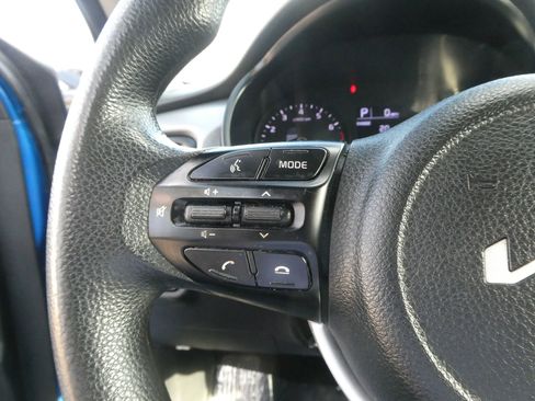 Used 2022 Kia Rio S image 16