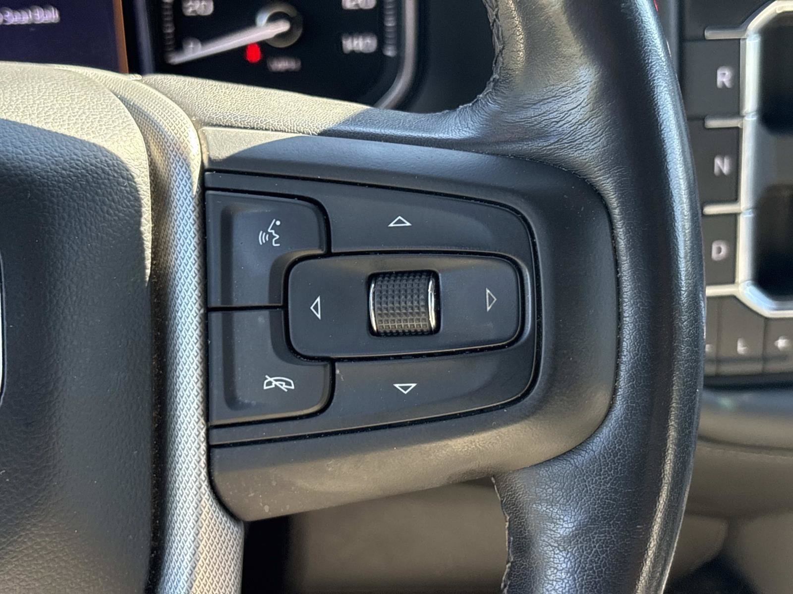 Used 2021 GMC Yukon Denali w/ Denali Premium Package AWD/4WD image 20
