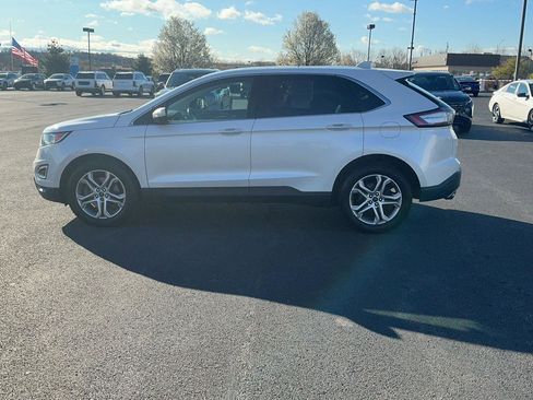 Used 2016 Ford Edge Titanium w/ Equipment Group 301A AWD/4WD image 10