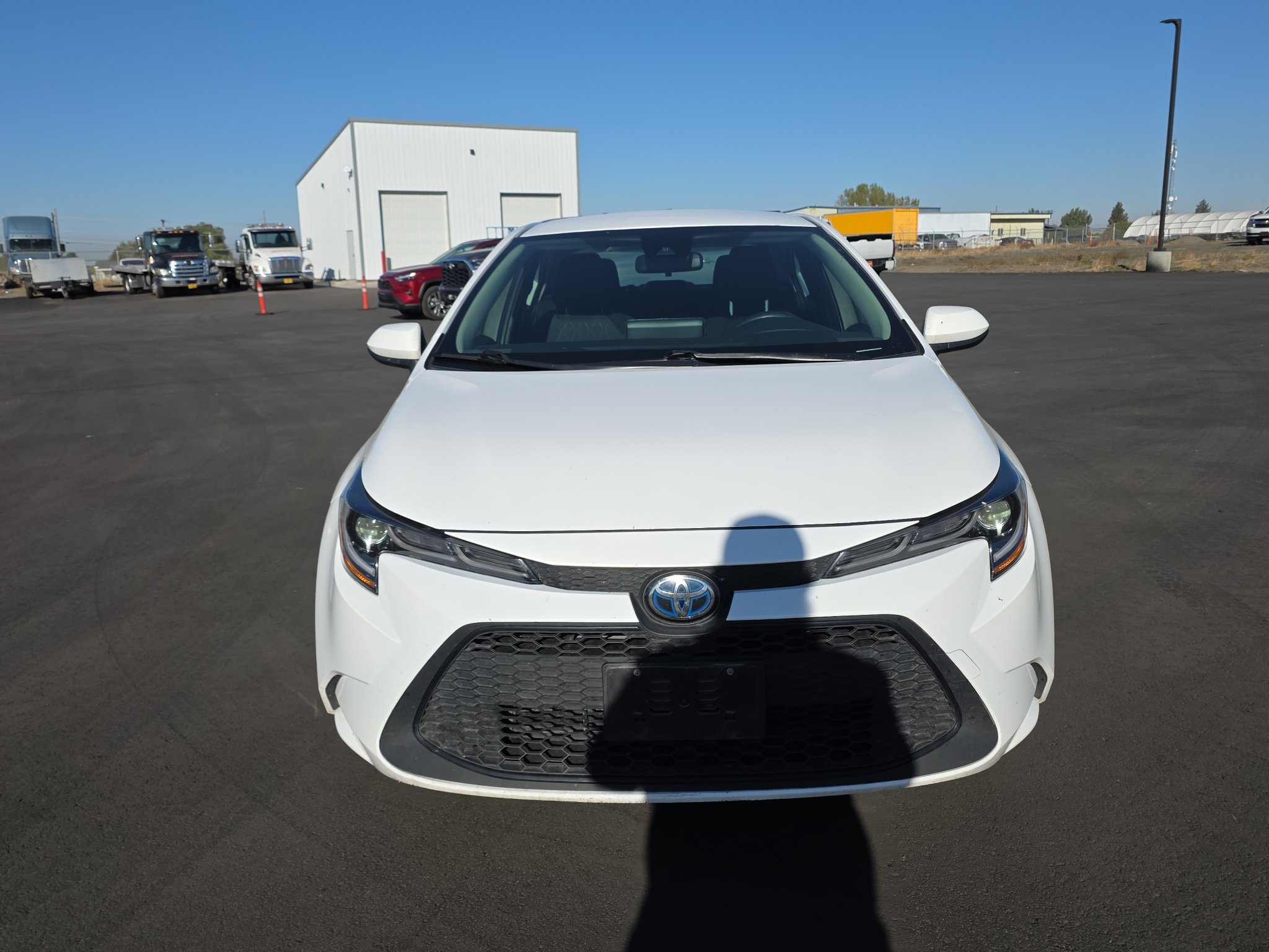 Certified 2022 Toyota Corolla LE FWD image 2