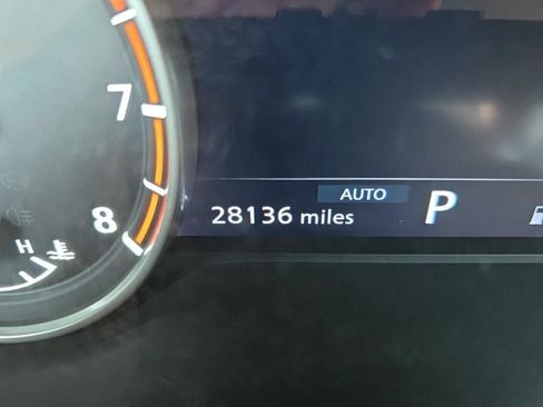 Certified 2023 Nissan Rogue SV AWD/4WD image 16