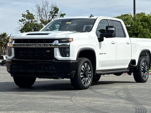 Used 2021 Chevrolet Silverado 2500 LT w/ Fleet Comfort Package AWD/4WD image 15