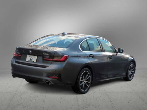 Certified 2022 BMW 330i xDrive Sedan w/ Premium Package image 8