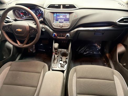 Used 2023 Chevrolet TrailBlazer LT image 12