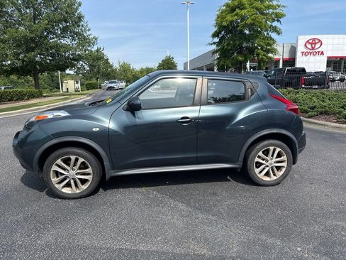 Used 2014 Nissan Juke S FWD image 3