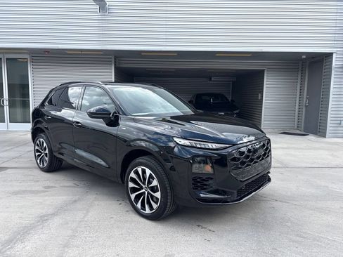 New 2026 Audi Q3 quattro 2.0T AWD/4WD image 3
