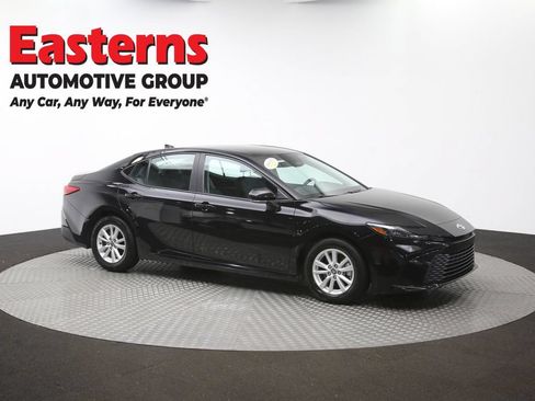 Used 2025 Toyota Camry LE FWD image 46