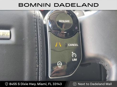 Used 2020 Land Rover Range Rover HSE image 19