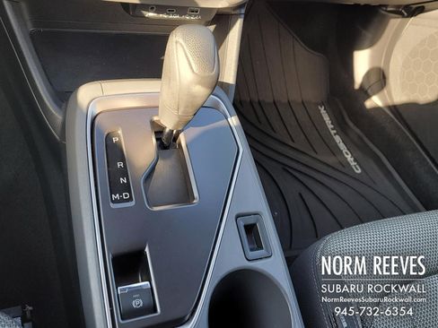 Used 2024 Subaru Crosstrek 2.0i Premium image 14