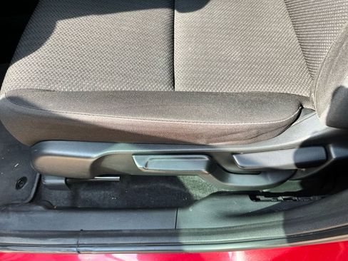 Used 2016 Honda HR-V EX image 13