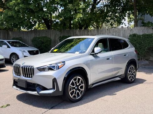 Used 2025 BMW X1 xDrive28i w/ Convenience Package AWD/4WD image 2