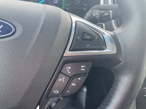 Used 2018 Ford Edge SEL w/ Equipment Group 201A image 20