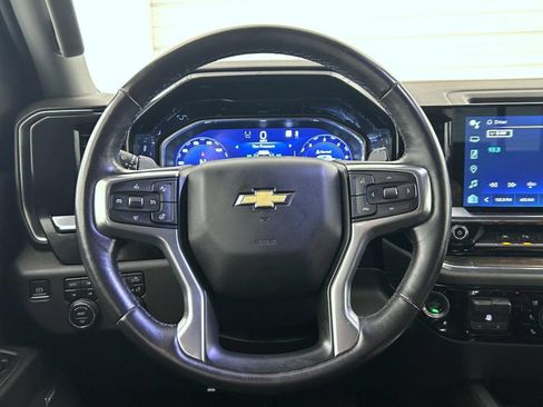 Used 2023 Chevrolet Silverado 1500 LTZ AWD/4WD image 11