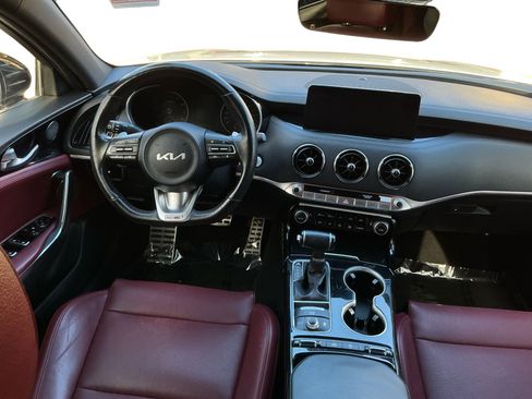 Used 2022 Kia Stinger GT-Line w/ Sun & Sound Package image 15
