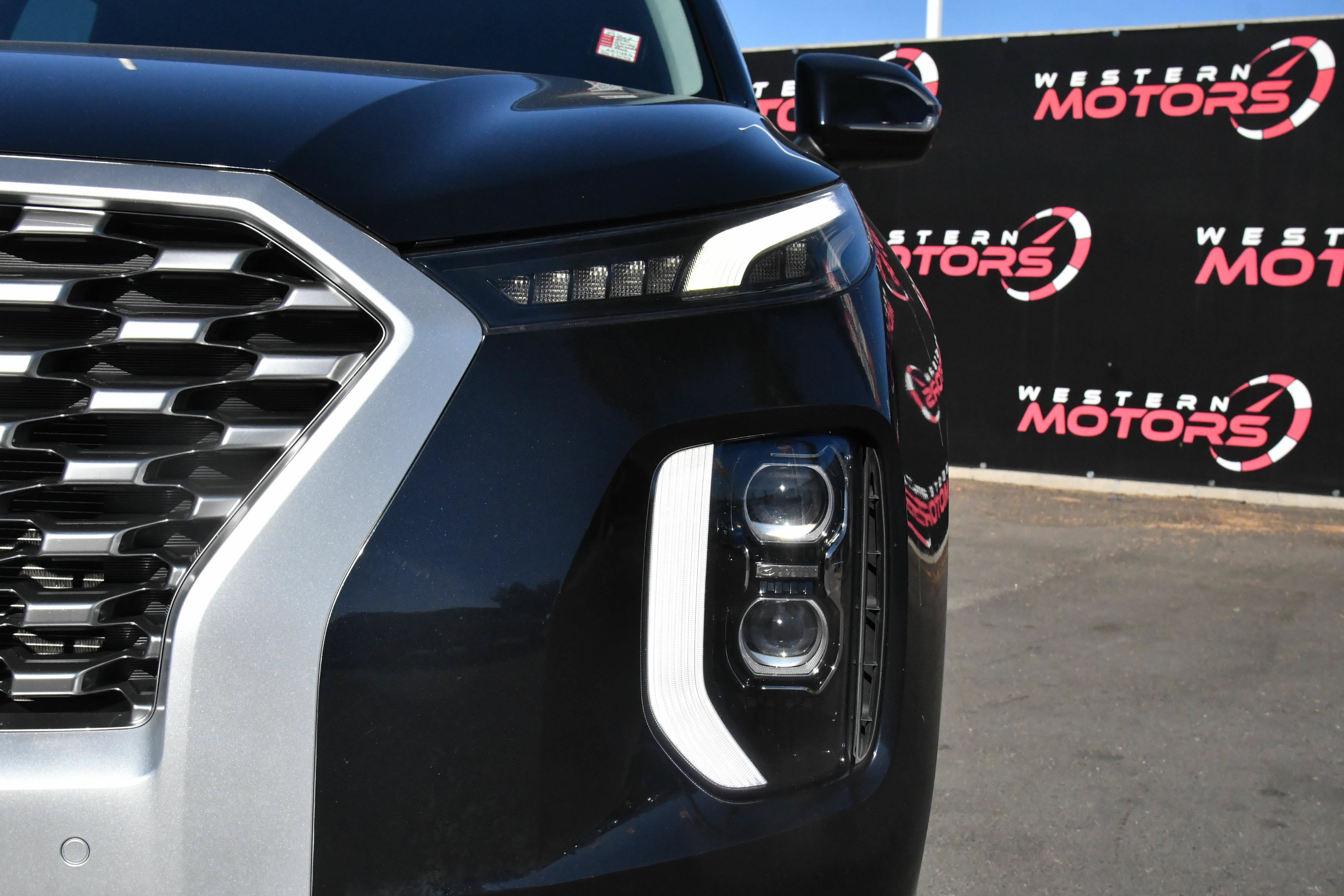Used 2021 Hyundai Palisade SEL w/ Winter Package AWD/4WD image 11