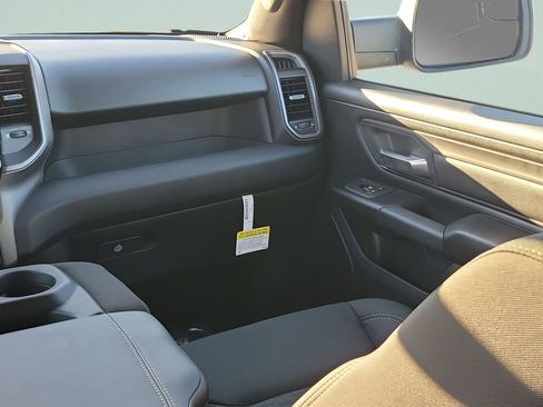 New 2026 RAM 1500 Express image 26