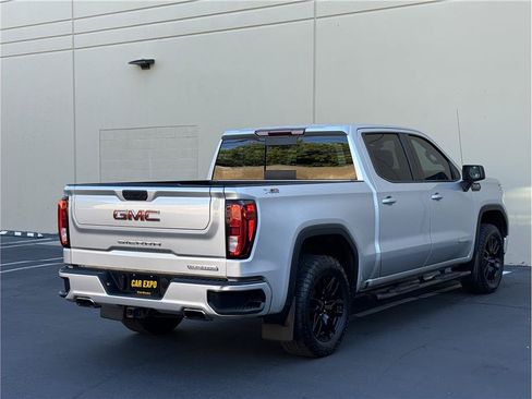 Used 2022 GMC Sierra 1500 Elevation w/ Preferred Package AWD/4WD image 7