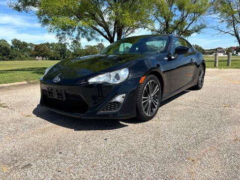 Used 2013 Scion FR-S 2dr Cpe Man (Natl) image 3