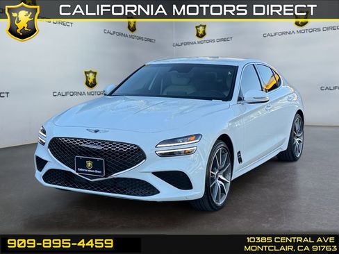 Used 2025 Genesis G70 2.5T image 1