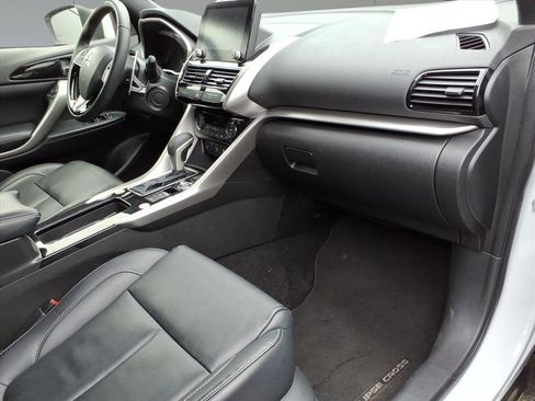 Used 2024 Mitsubishi Eclipse Cross SEL image 7