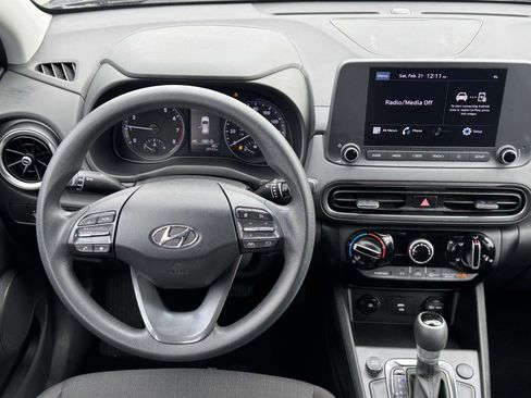 Used 2023 Hyundai Kona SEL image 29