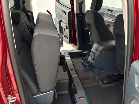 New 2026 Ford Maverick XLT w/ XLT Luxury Package image 37