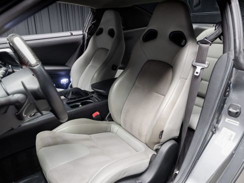 Used 2009 Nissan GT-R Premium AWD/4WD image 42