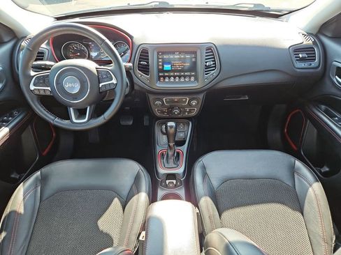 Used 2018 Jeep Compass Trailhawk w/ Cold Weather Group image 26