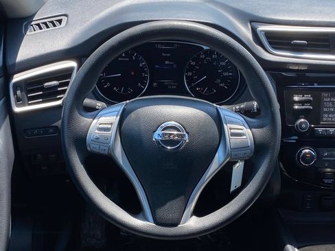 Used 2016 Nissan Rogue S AWD/4WD image 20