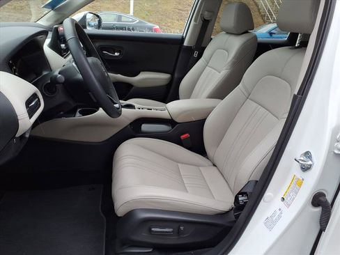 Certified 2025 Honda HR-V EX-L image 13