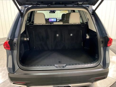 Certified 2024 Toyota Grand Highlander AWD image 40