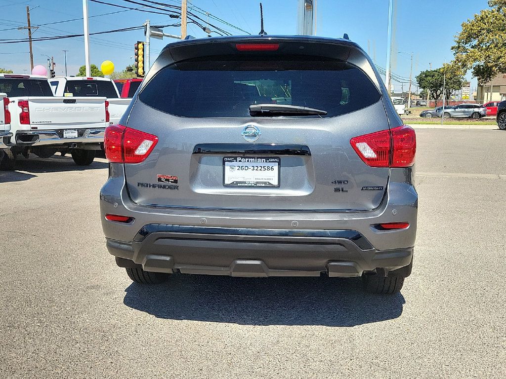 Used 2018 Nissan Pathfinder SL w/ Midnight Edition Package AWD/4WD image 11