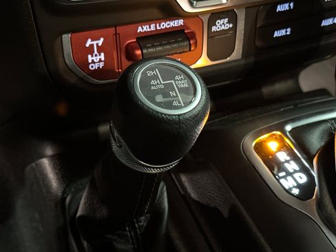Used 2025 Jeep Wrangler Unlimited Sport S 4xe AWD/4WD image 27