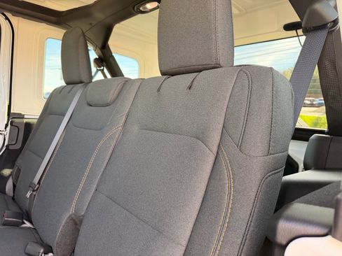 New 2026 Jeep Wrangler Unlimited Sport AWD/4WD image 9