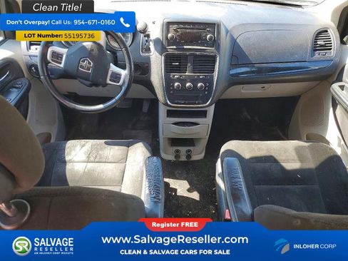 Used 2016 Dodge Grand Caravan American Value Package w/ UConnect Hands-Free Group FWD image 11