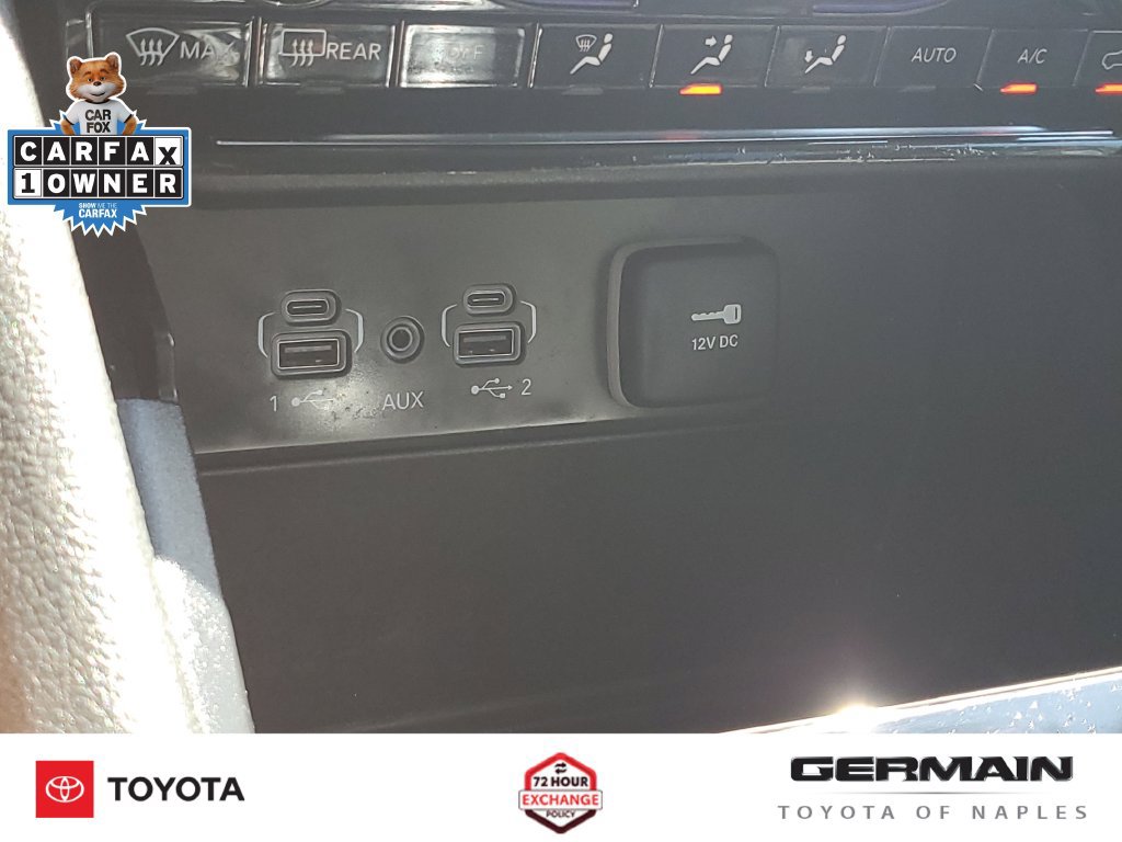 Used 2024 Jeep Grand Cherokee Laredo RWD image 32