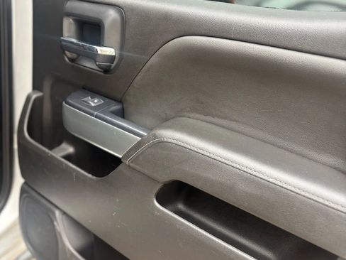 Used 2019 Chevrolet Silverado 2500 LT w/ LT Convenience Package image 26