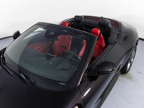 Certified 2024 Ferrari Roma Spider RWD image 32