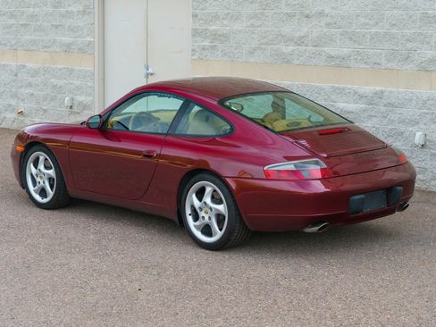 Used 2000 Porsche 911 Carrera image 26