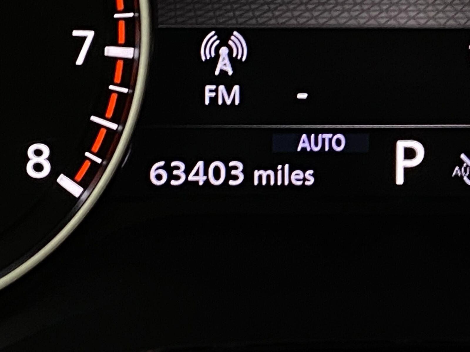 Used 2022 Nissan Pathfinder S AWD/4WD image 17