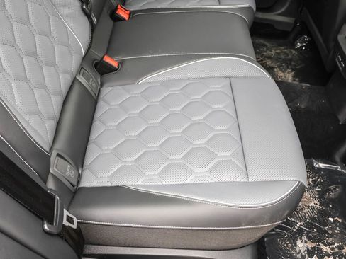 New 2026 Volkswagen Tiguan SEL R-Line image 44