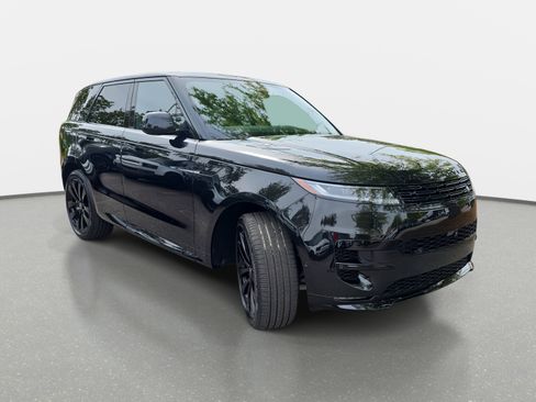New 2025 Land Rover Range Rover Sport Dynamic SE image 3