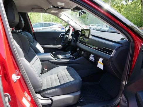 Used 2025 Mitsubishi Outlander SE AWD/4WD image 8
